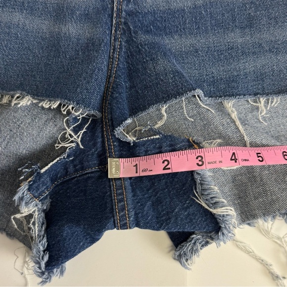 Good American Jean Shorts Good 90s Distressed Frayed Womens 24 Plus Blue NWT - Picture 11 of 11